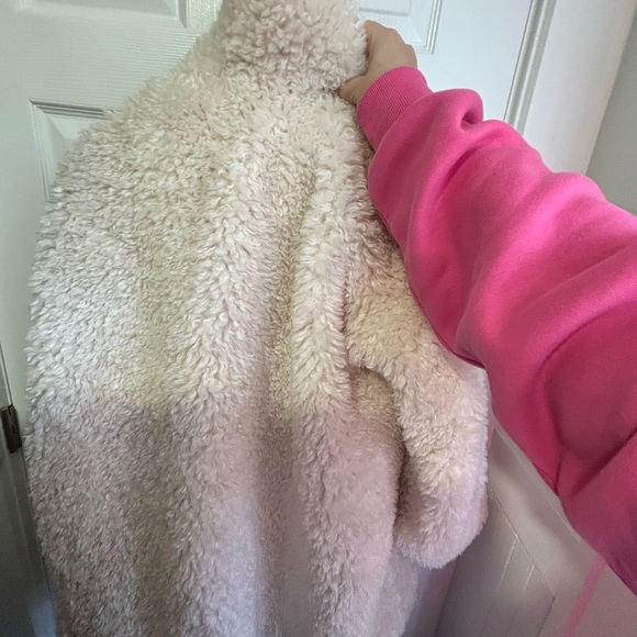 H&M Cream Teddy Jacket - Picture 2 of 2